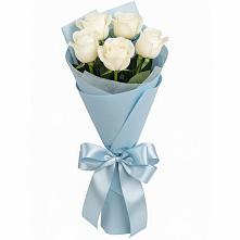 Букет 5 Белых роз Проуд в Посёлок центральной усадьбы совхоза Мир