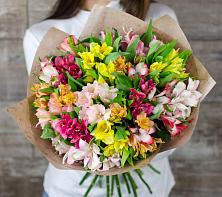 Букет цветов из:  Альстромерии #REPLACE_PRED# Посёлок центральной усадьбы совхоза Мир