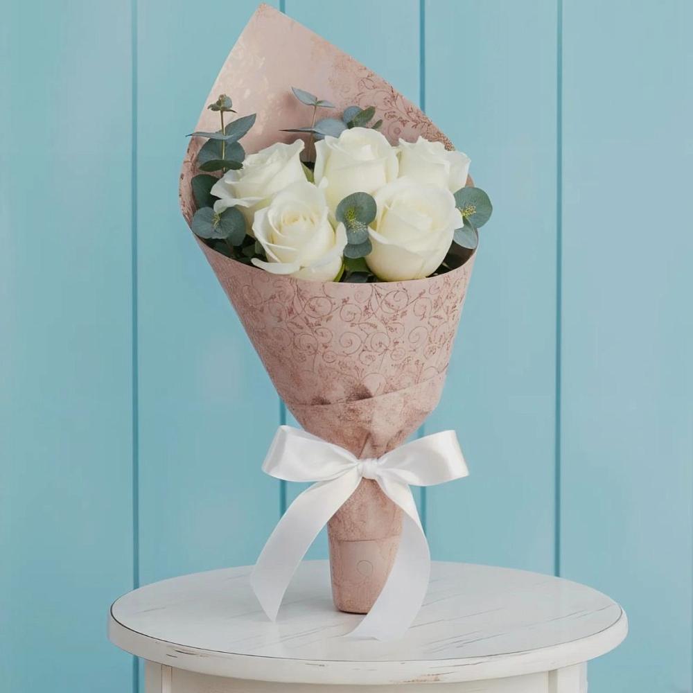 Букет цветов из: Розы в Посёлок центральной усадьбы совхоза Мир