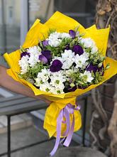 Букет цветов из:  Ирисы, Хризантемы и Ромашки #REPLACE_PRED# Посёлок центральной усадьбы совхоза Мир