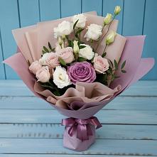Букет цветов из:  Розы и Лизиантусы #REPLACE_PRED# Посёлок центральной усадьбы совхоза Мир