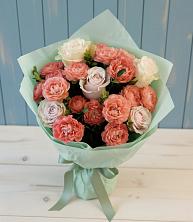 Букет цветов из:  Розы в Посёлок центральной усадьбы совхоза Мир