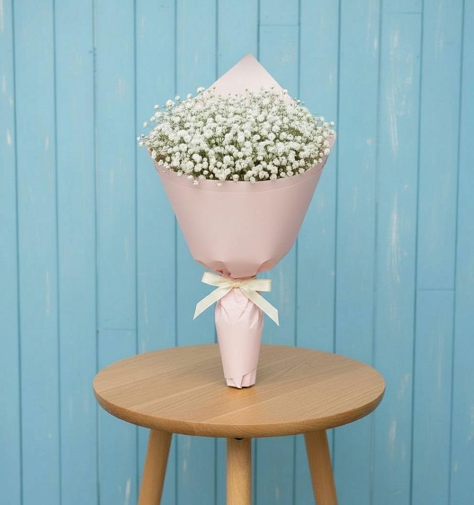 Букет цветов из: Гипсофила в Посёлок центральной усадьбы совхоза Мир