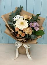 Букет цветов из:  Герберы и Хризантемы #REPLACE_PRED# Посёлок центральной усадьбы совхоза Мир