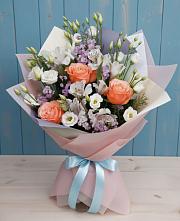 Букет цветов из:  Лизиантусы, Розы, Альстромерии и Гипсофила #REPLACE_PRED# Посёлок центральной усадьбы совхоза Мир