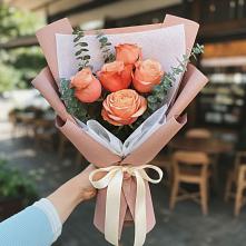 Букет цветов из:  Розы #REPLACE_PRED# Посёлок центральной усадьбы совхоза Мир