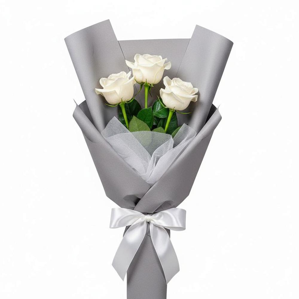 Букет 3 белые розы в Посёлок центральной усадьбы совхоза Мир