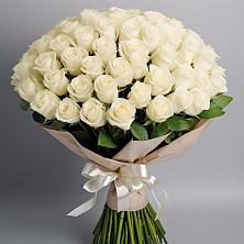 Букет 101 беля роза Белоснежка в Посёлок центральной усадьбы совхоза Мир