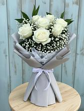Букет цветов из:  Розы в Посёлок центральной усадьбы совхоза Мир