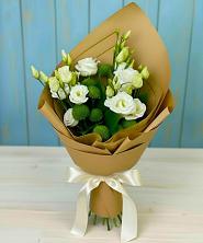 Букет цветов из:  Хризантемы и Лизиантусы в Посёлок центральной усадьбы совхоза Мир