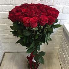 Букет Красные розы Гран При #REPLACE_PRED# Посёлок центральной усадьбы совхоза Мир