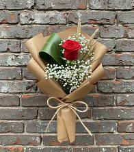 Букет цветов из:  Розы в Посёлок центральной усадьбы совхоза Мир