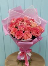 Букет 15 Розовых роз Равель в Посёлок центральной усадьбы совхоза Мир
