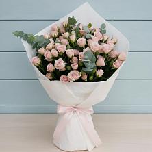 Букет цветов из:  Розы в Посёлок центральной усадьбы совхоза Мир